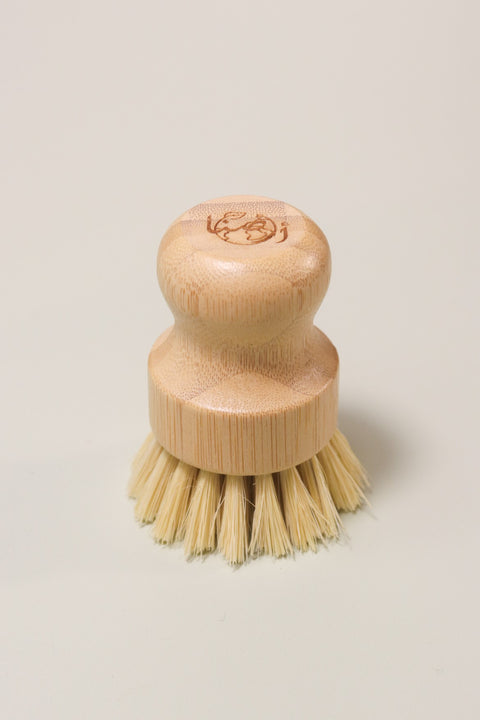 Bamboo dish scrubber