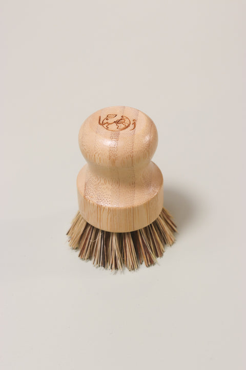 Bamboo dish scrubber